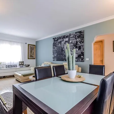 Pure&brave Muy Centrico 2 Minutos Playa Y Servicios Andando