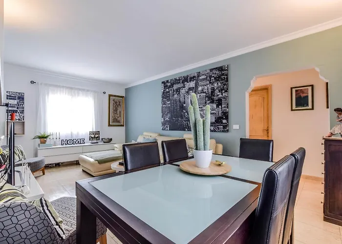 Pure&brave Muy Centrico 2 Minutos Playa Y Servicios Andando